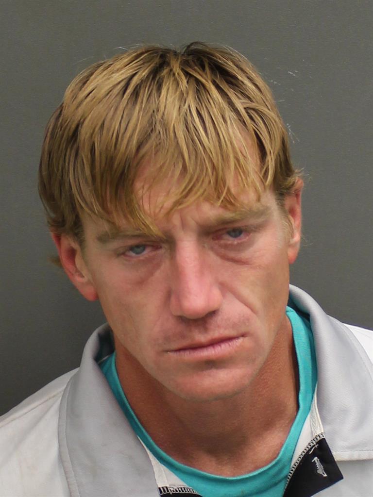  REED EDWARD ROBERTS Mugshot / County Arrests / Orange County Arrests