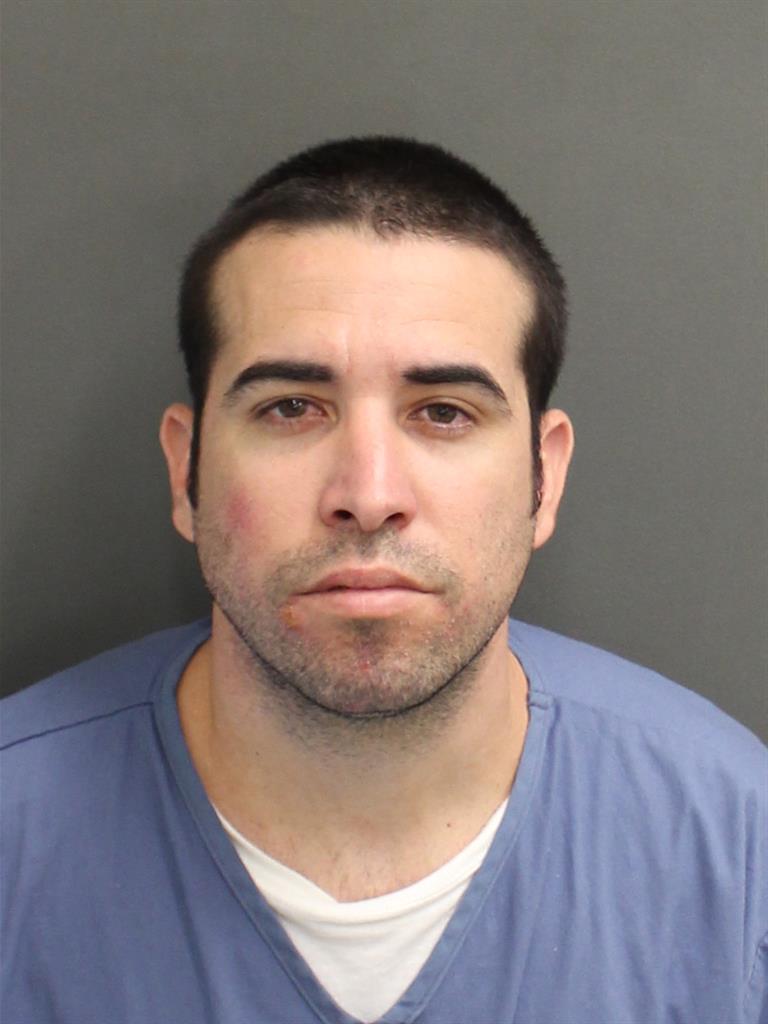  ROBERTO A HERNANDEZCASTRO Mugshot / County Arrests / Orange County Arrests