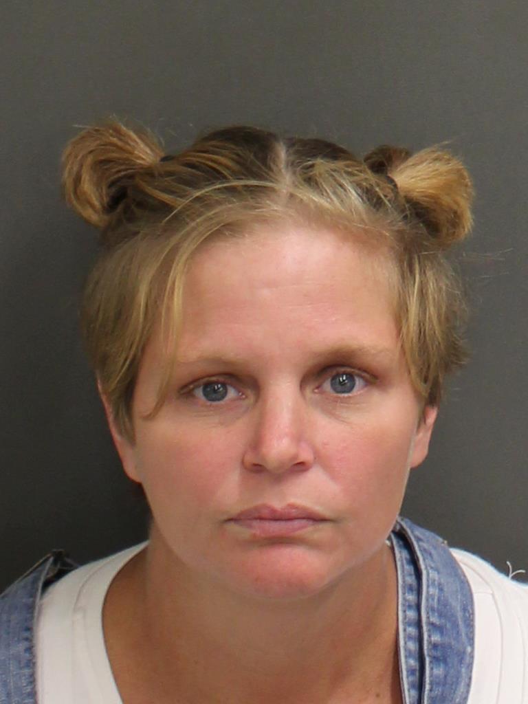  GINGER WELLS Photo Image