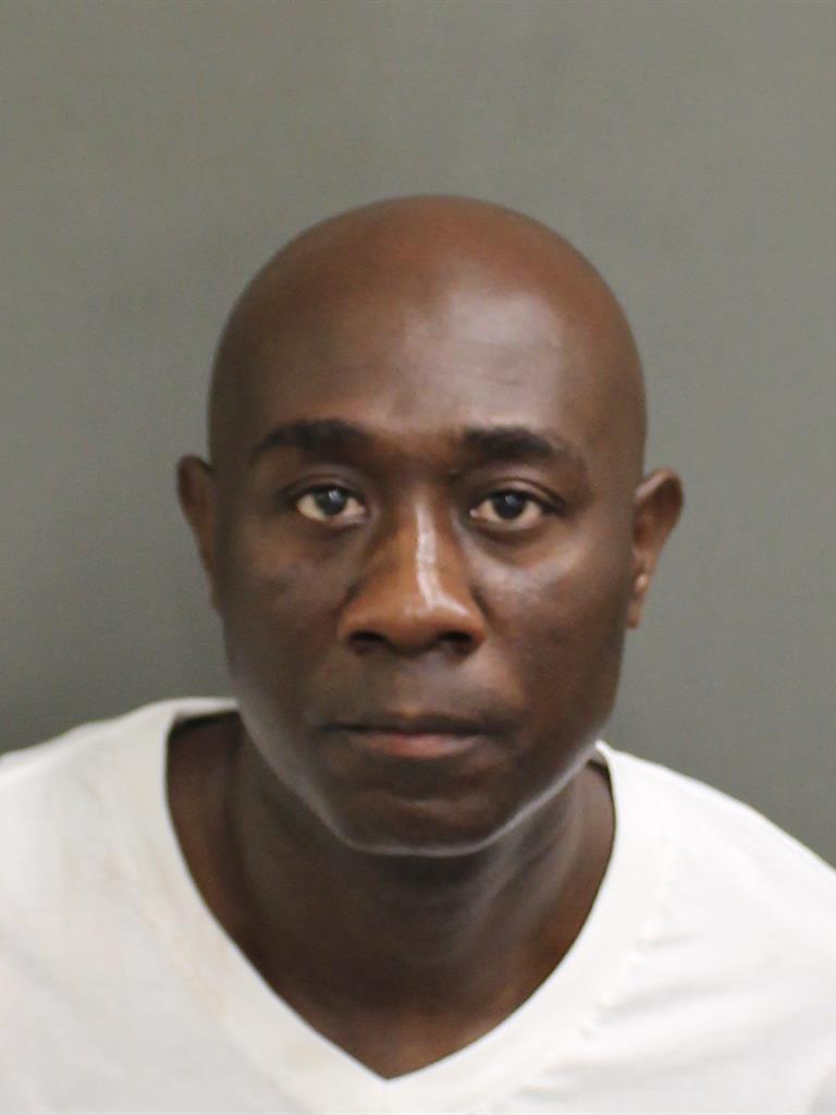  HECTOR LORIENT Mugshot / County Arrests / Orange County Arrests