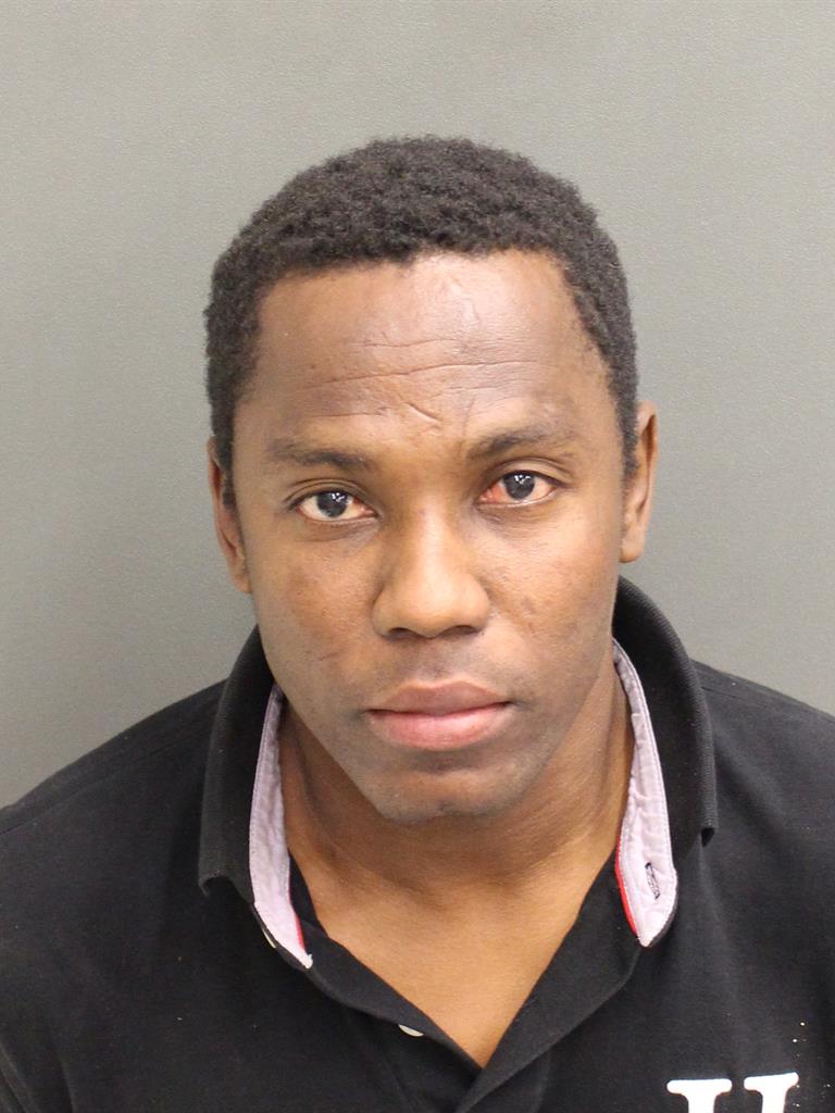  CASTEL ROSSOBENSON FORGUES Photo Image