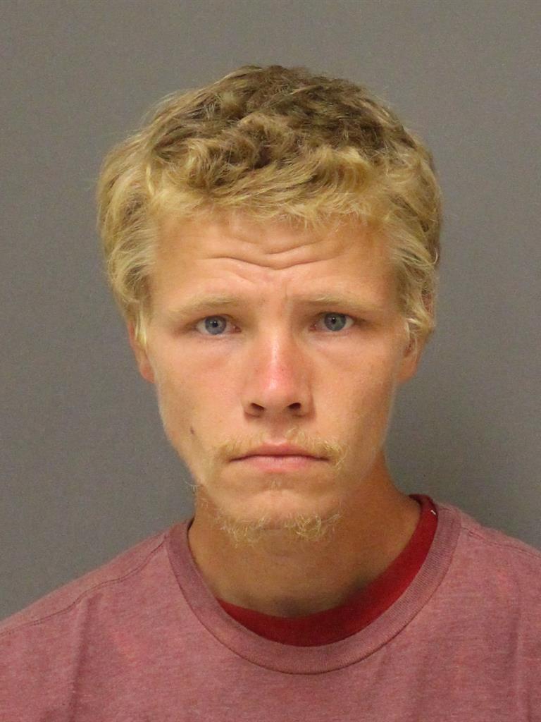  TRAVIS WILLIAM LAYTON Mugshot / County Arrests / Orange County Arrests