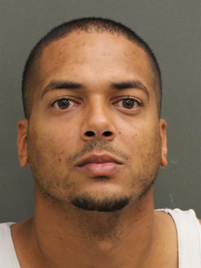  LUIS ALBERTO URRACA Photo Image