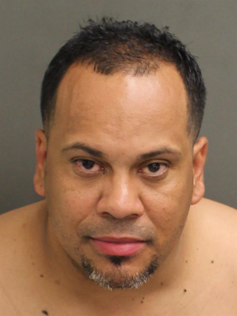  JUAN CARLOS SANTIAGOCALDERON Mugshot / County Arrests / Orange County Arrests