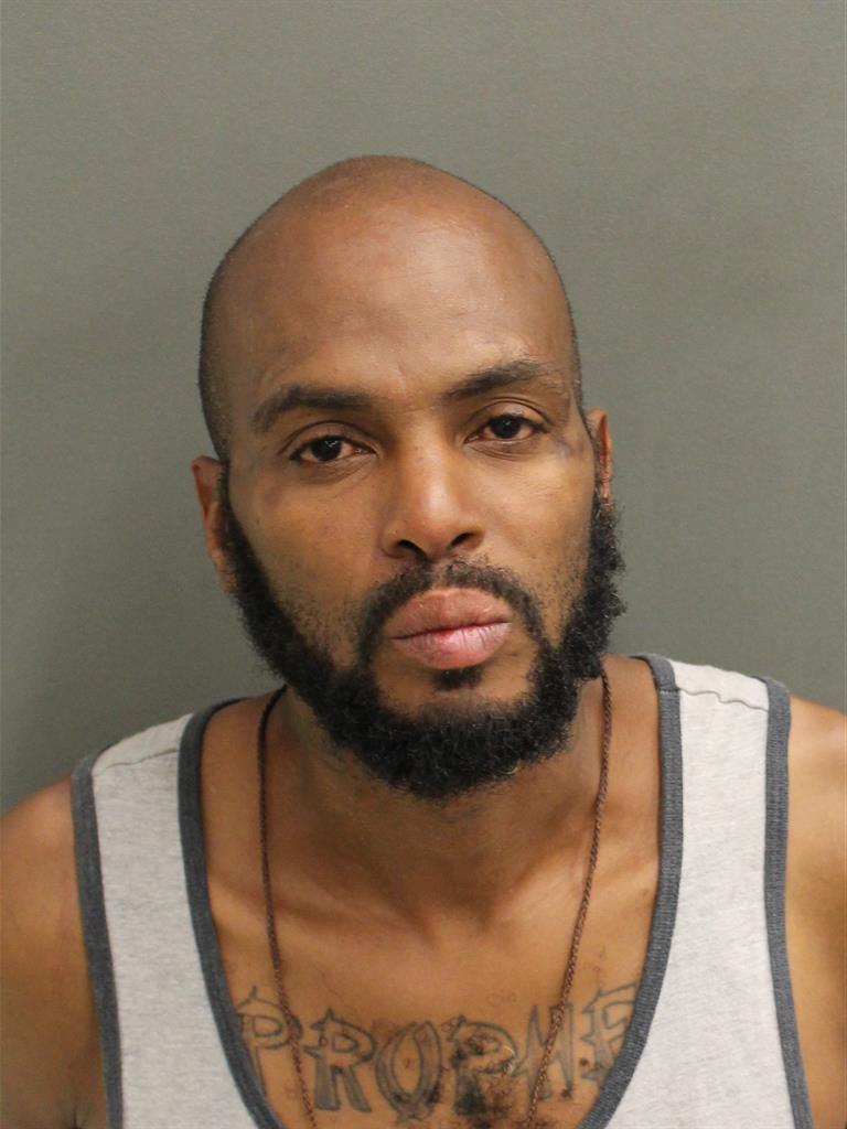  CURTIS TYRONE YOUNG Mugshot / County Arrests / Orange County Arrests