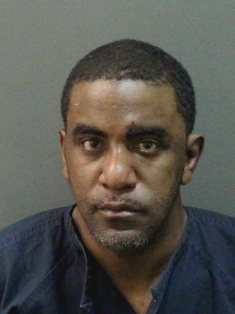  TRAVIS ALONZO FLEMMINGS Mugshot / County Arrests / Orange County Arrests