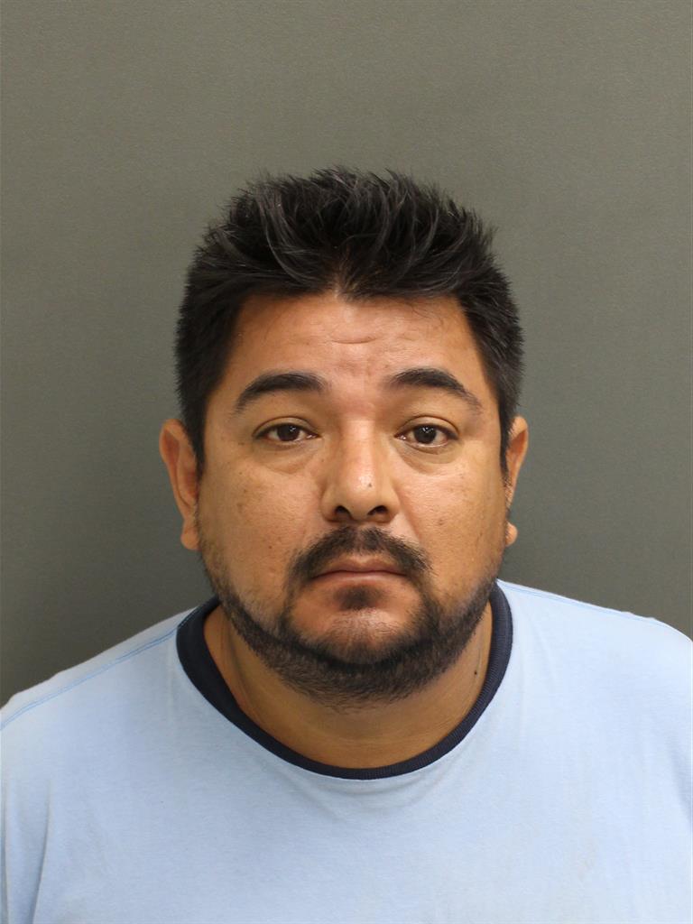  SANTIAGO URESTI MANZANARES Photo Image