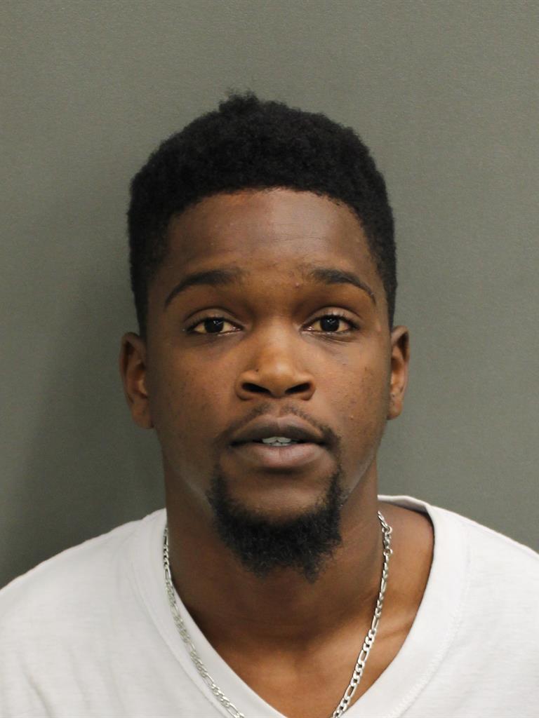  ALUN VOLCY Photo Image