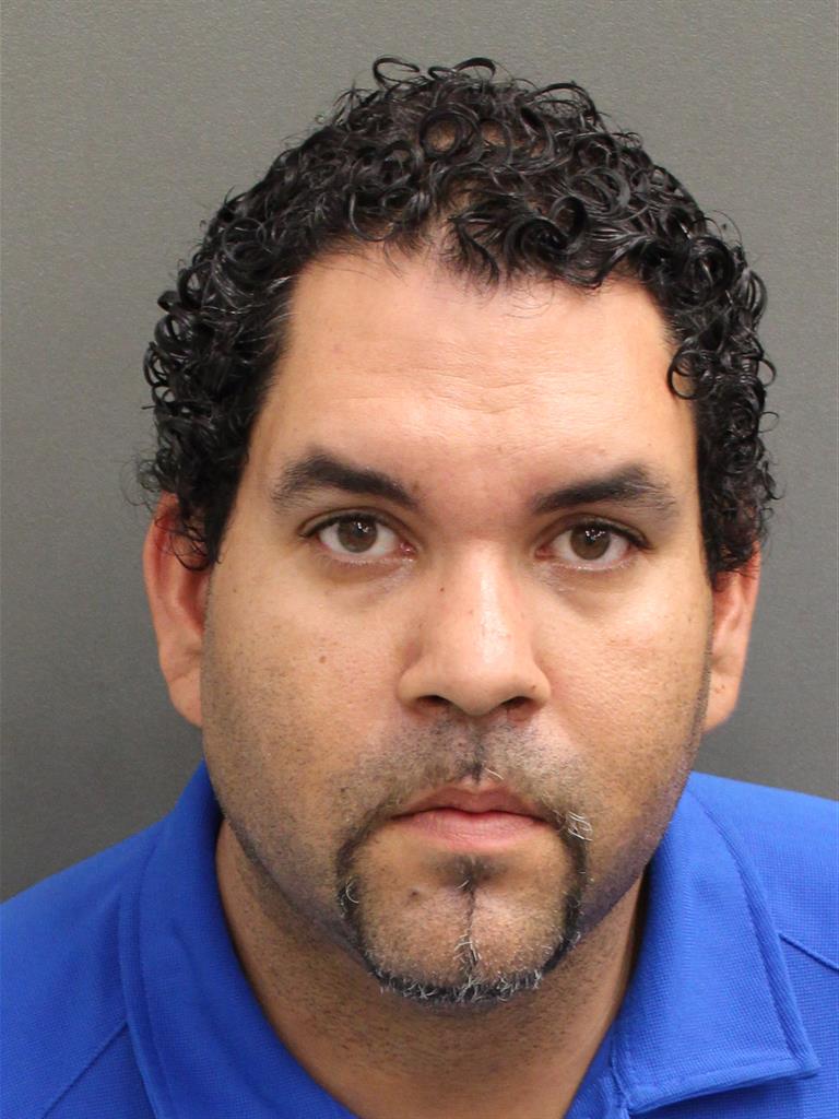  JOSUE ZENGOTITA Photo Image