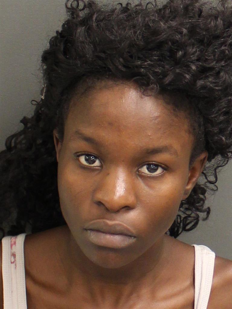 CLOTIE GUIMENDA GUILLAUME Mugshot / County Arrests / Orange County Arrests