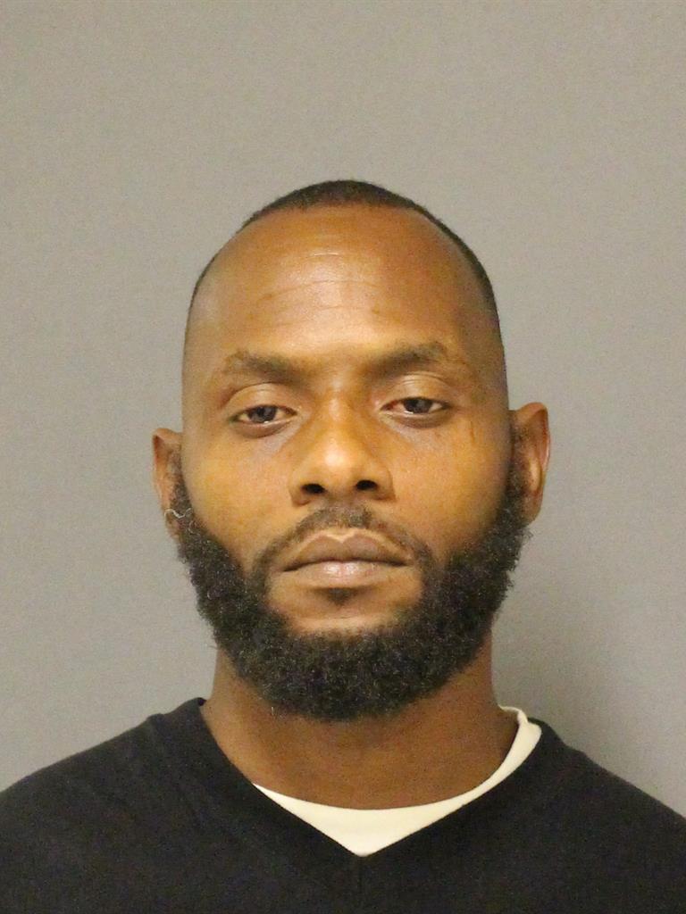  KENYAN S MAXWELL Mugshot / County Arrests / Orange County Arrests