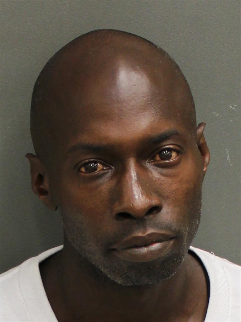  ANTONIO D HOLIDAY Mugshot / County Arrests / Orange County Arrests