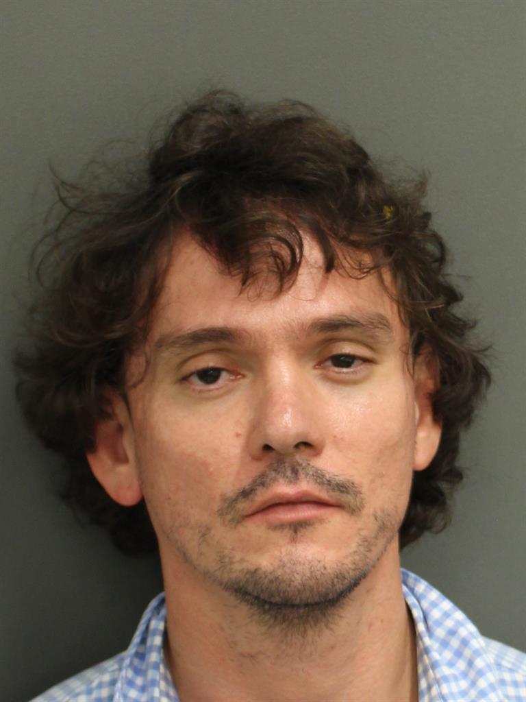  ROBERTO BETANCOURT Photo Image