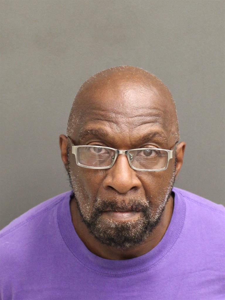  ROBERT REED Photo Image