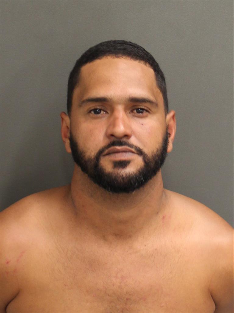  ROBERTO SALAZAR Photo Image