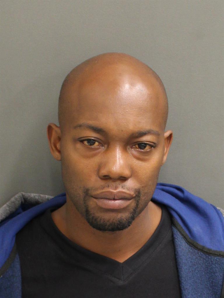  ROBERT KOURTNEY DEES Photo Image