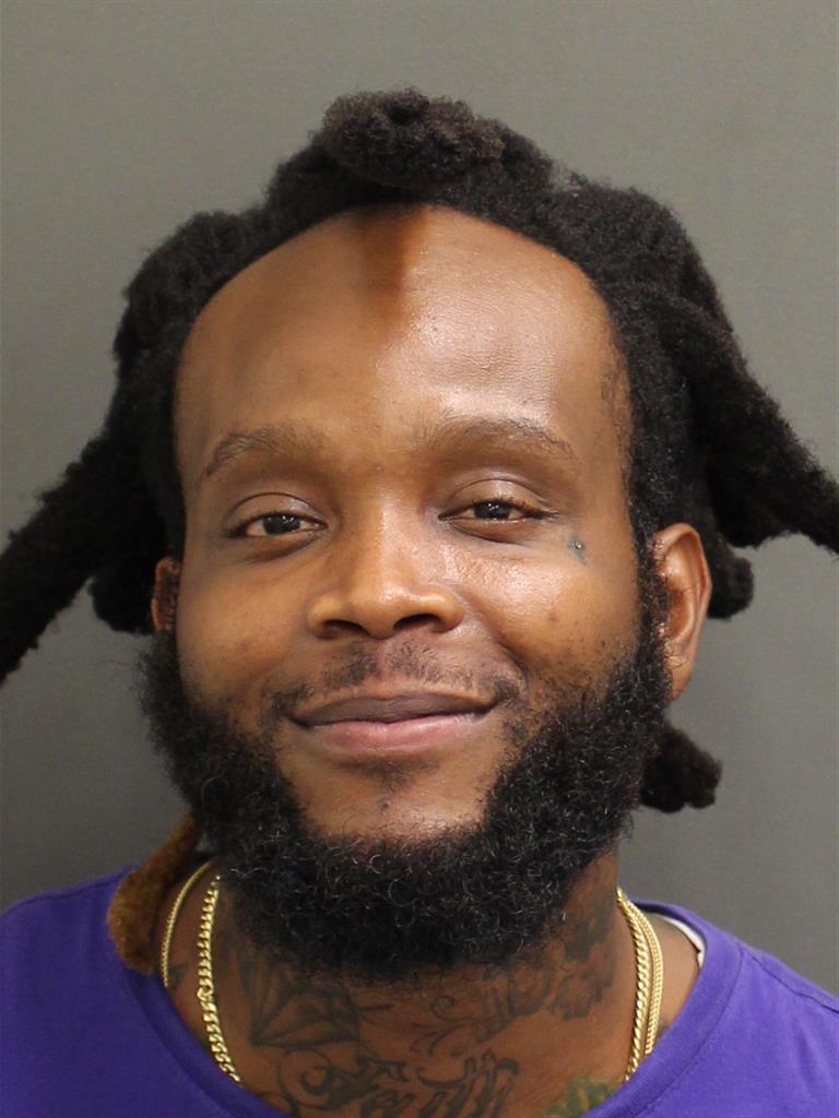  VICTOR  JR HOWARD Mugshot / County Arrests / Orange County Arrests