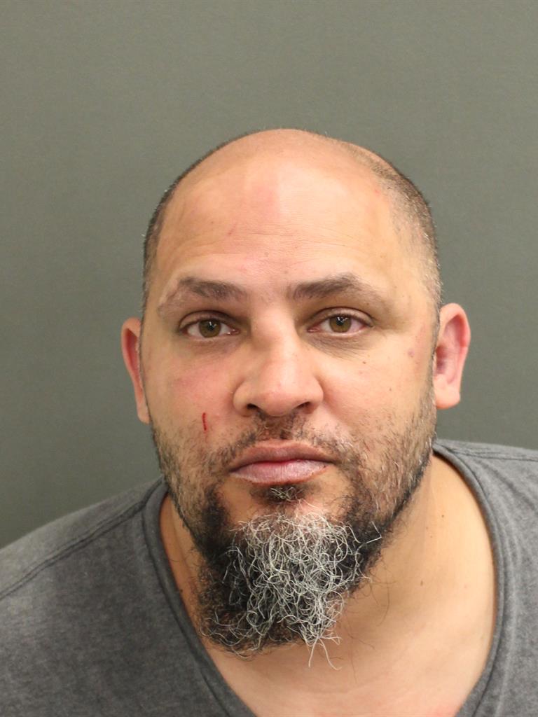  ROBERTO JR RIVERA Mugshot / County Arrests / Orange County Arrests