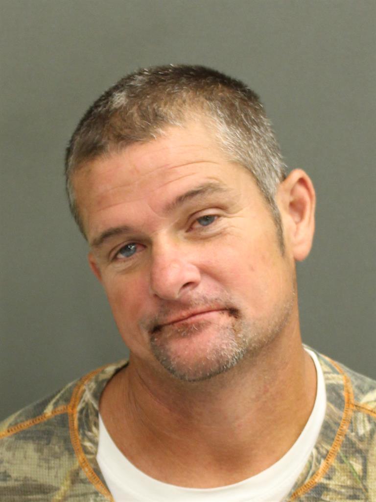  WILLIAM LLOYD HUTCHINSON Mugshot / County Arrests / Orange County Arrests