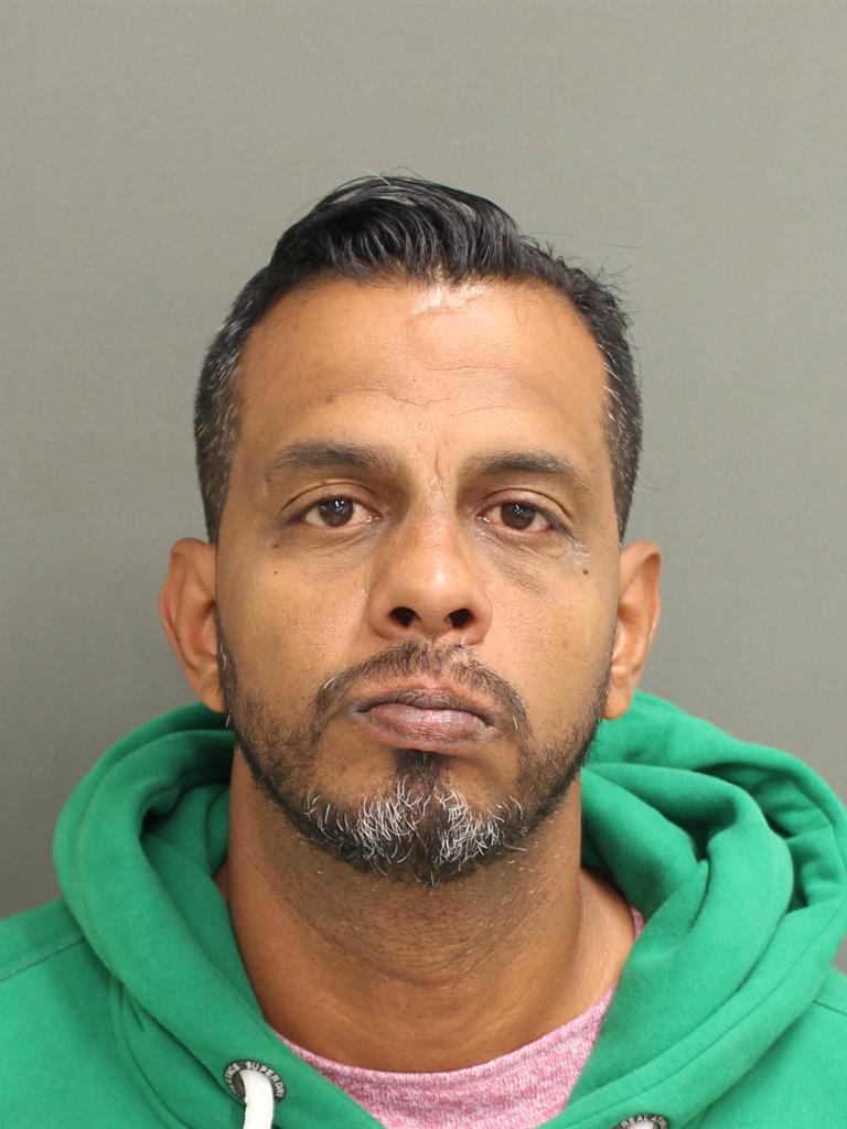  ANGEL LEONARD SALASARROSALES Mugshot / County Arrests / Orange County Arrests