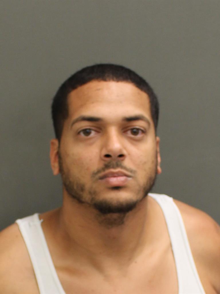  LUIS ALBERTO URRACA Photo Image