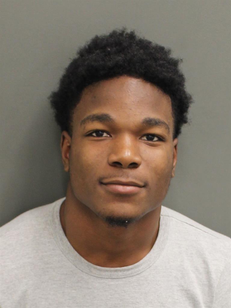  ROBINSON JR METELUS Mugshot / County Arrests / Orange County Arrests