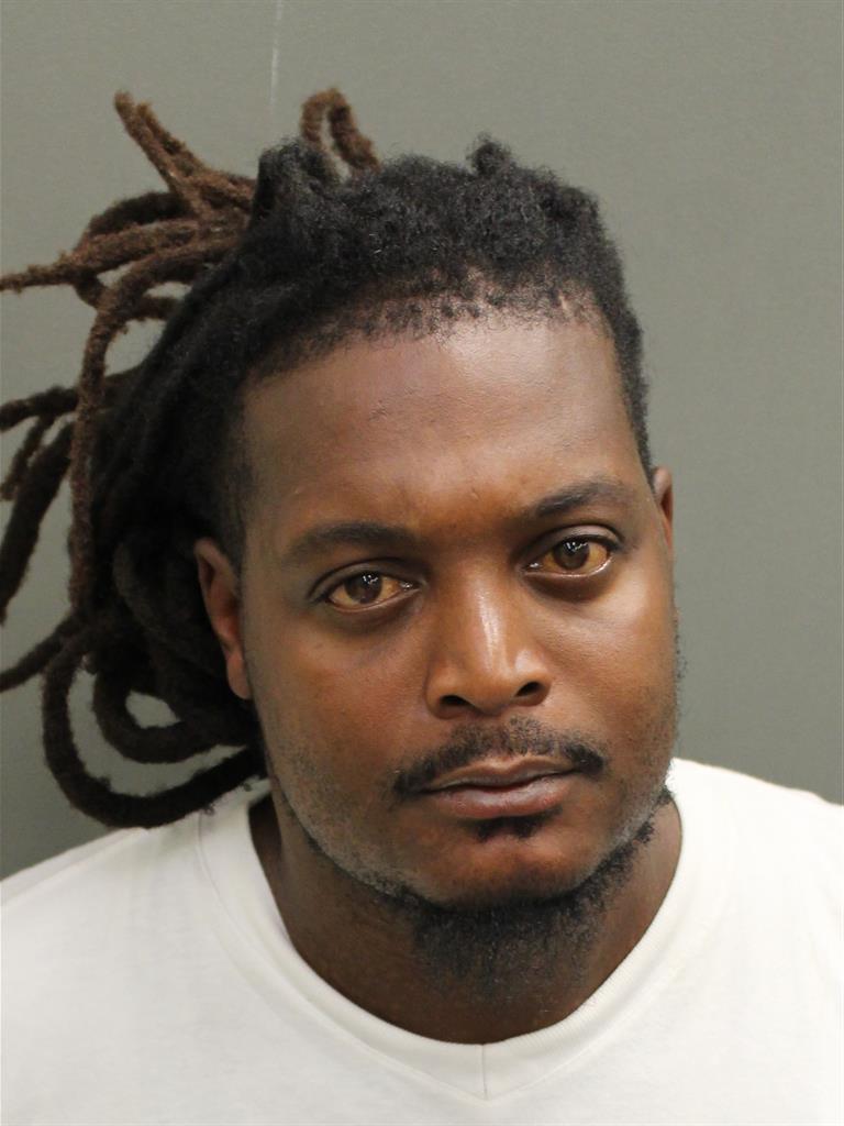  DEONTE D SANDERS Mugshot / County Arrests / Orange County Arrests