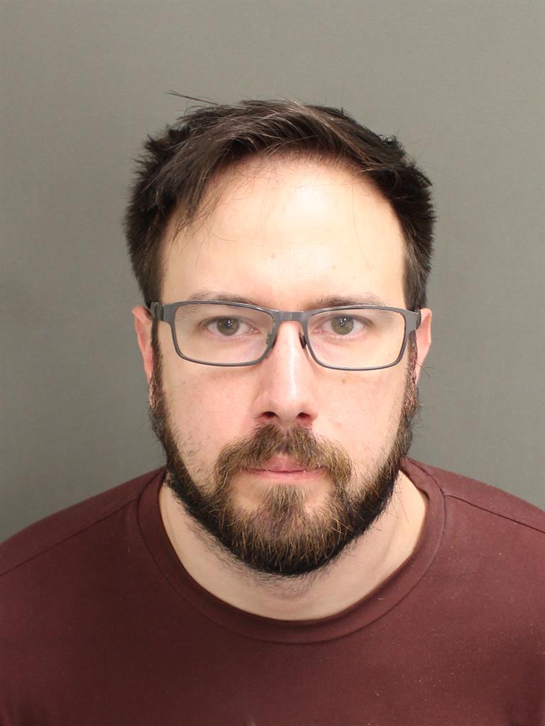  OLIVER EDWARD III LOCKEE Mugshot / County Arrests / Orange County Arrests