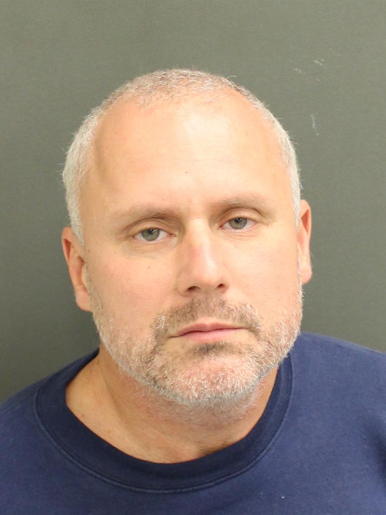  DONALD EUGENE JR LOTTON Mugshot / County Arrests / Orange County Arrests