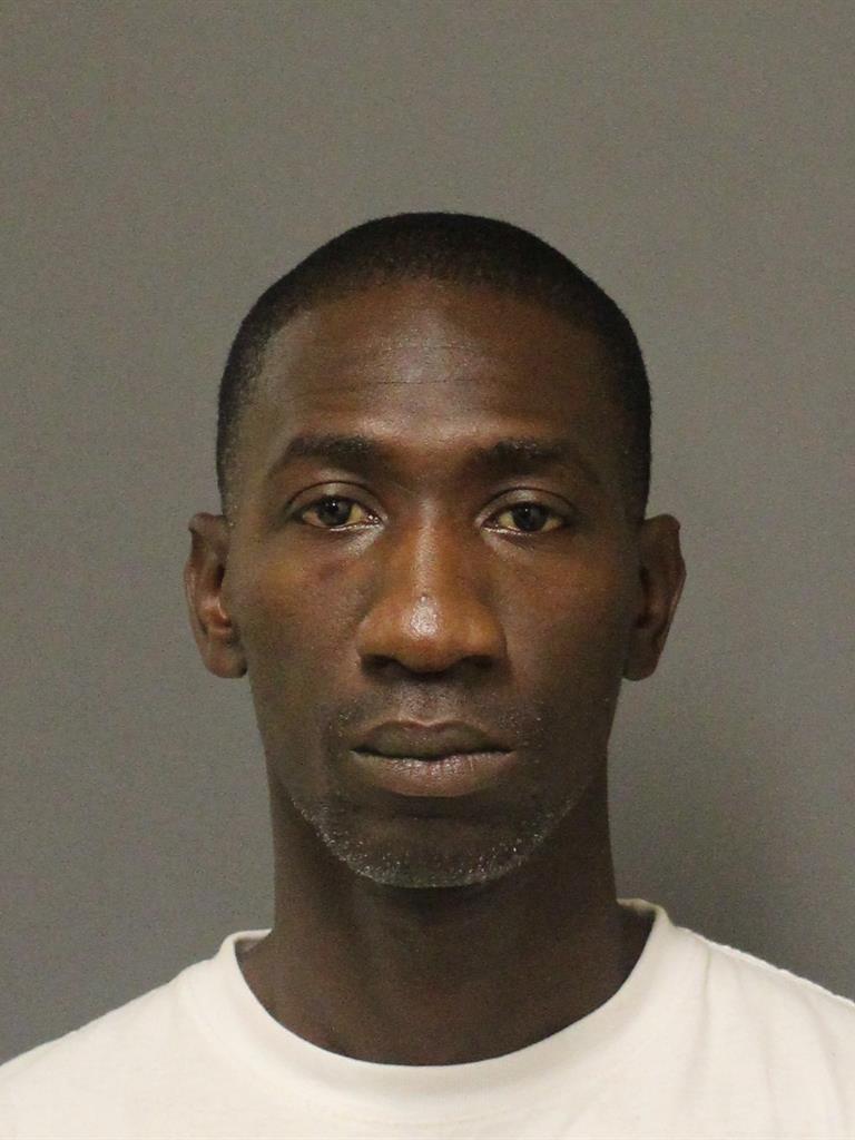  JARVIS JERMAINE HAMPTON Mugshot / County Arrests / Orange County Arrests