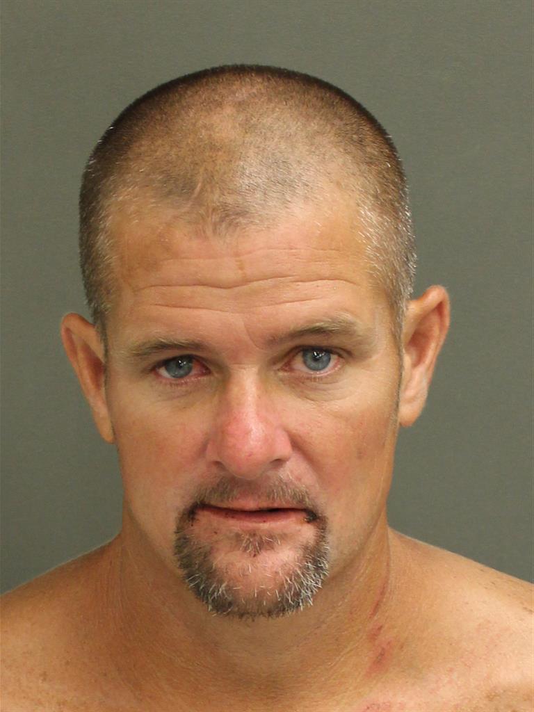  WILLIAM LLOYD HUTCHINSON Mugshot / County Arrests / Orange County Arrests