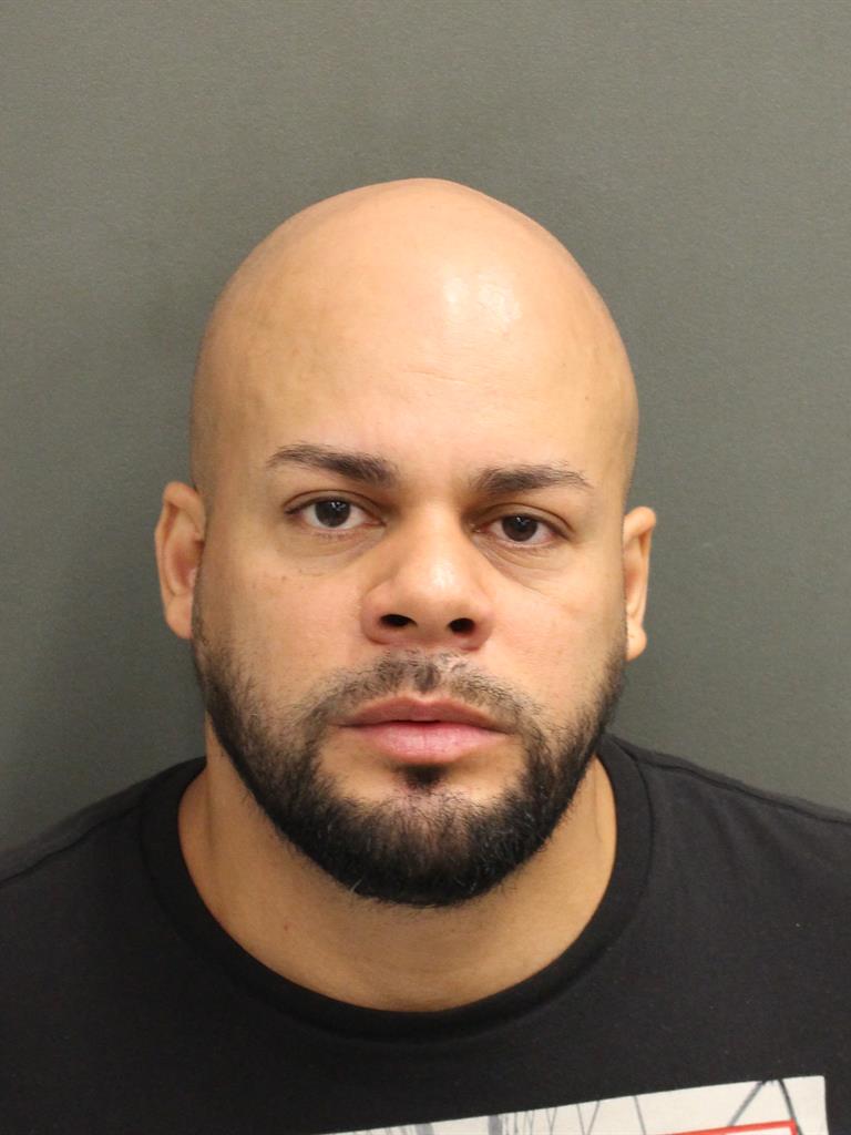  ROBERTO ANTONIO MADERO Mugshot / County Arrests / Orange County Arrests