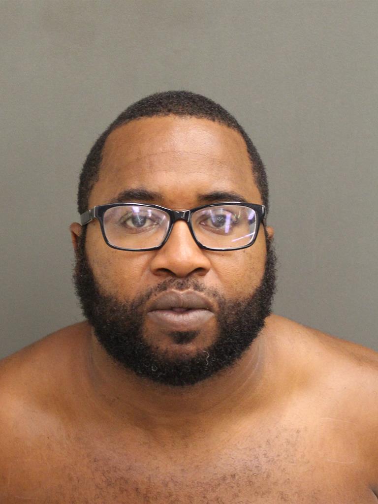  DARRYL LADELL JR RUTLAND Mugshot / County Arrests / Orange County Arrests