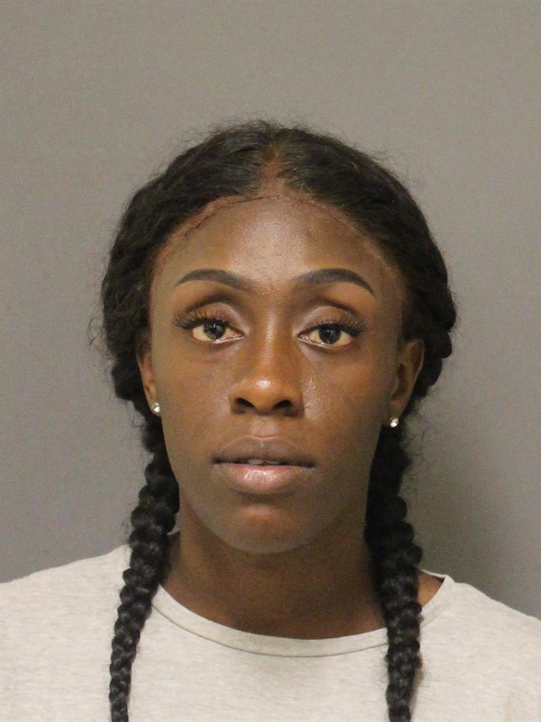  KAYANDA ALEESHA CLEMENT Photo Image