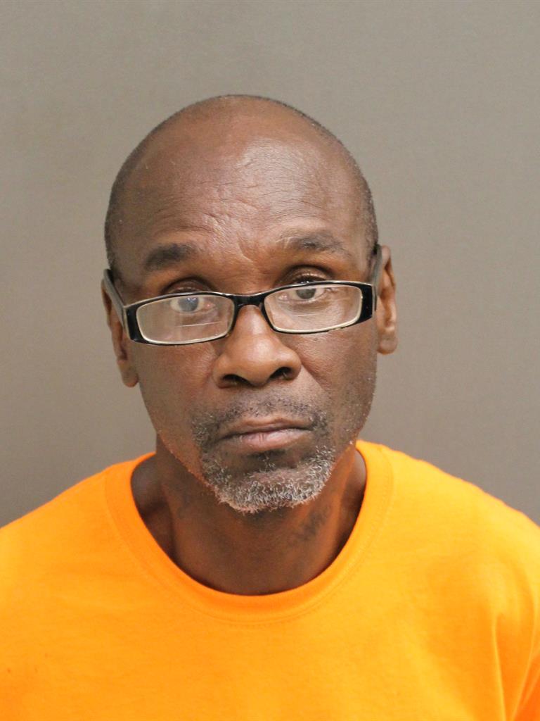  FRANK DWAYNE ROBINSON Mugshot / County Arrests / Orange County Arrests