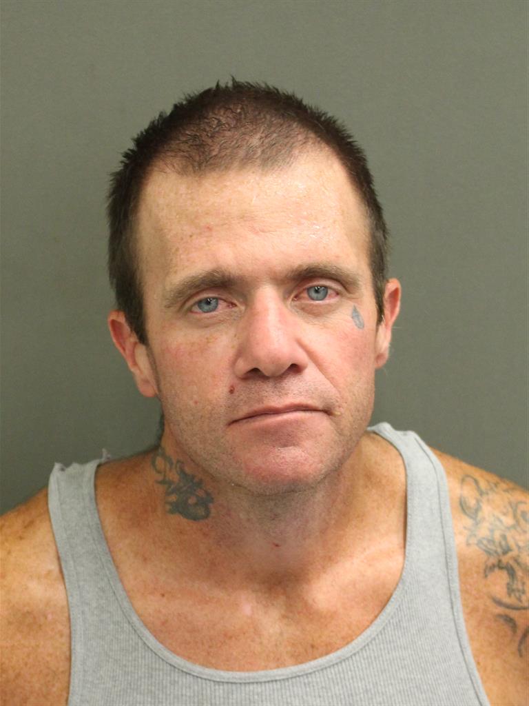  DONAL WAYNE ROBERTS Mugshot / County Arrests / Orange County Arrests