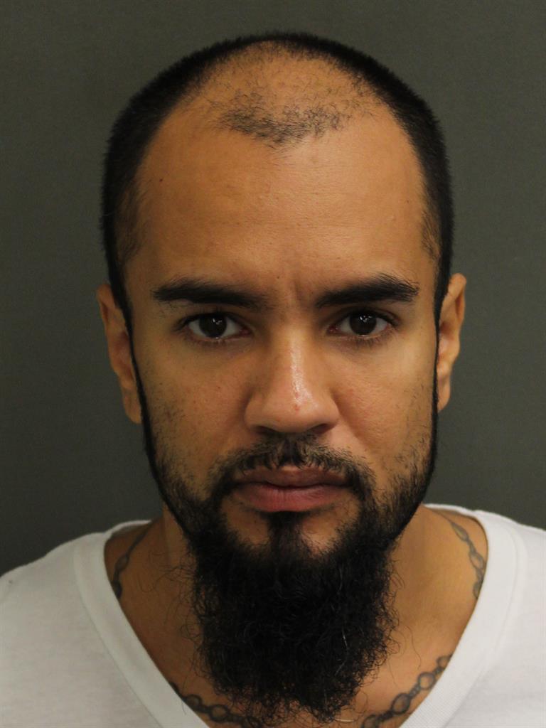  JUAN ROBERTO JR LUCIANO Mugshot / County Arrests / Orange County Arrests