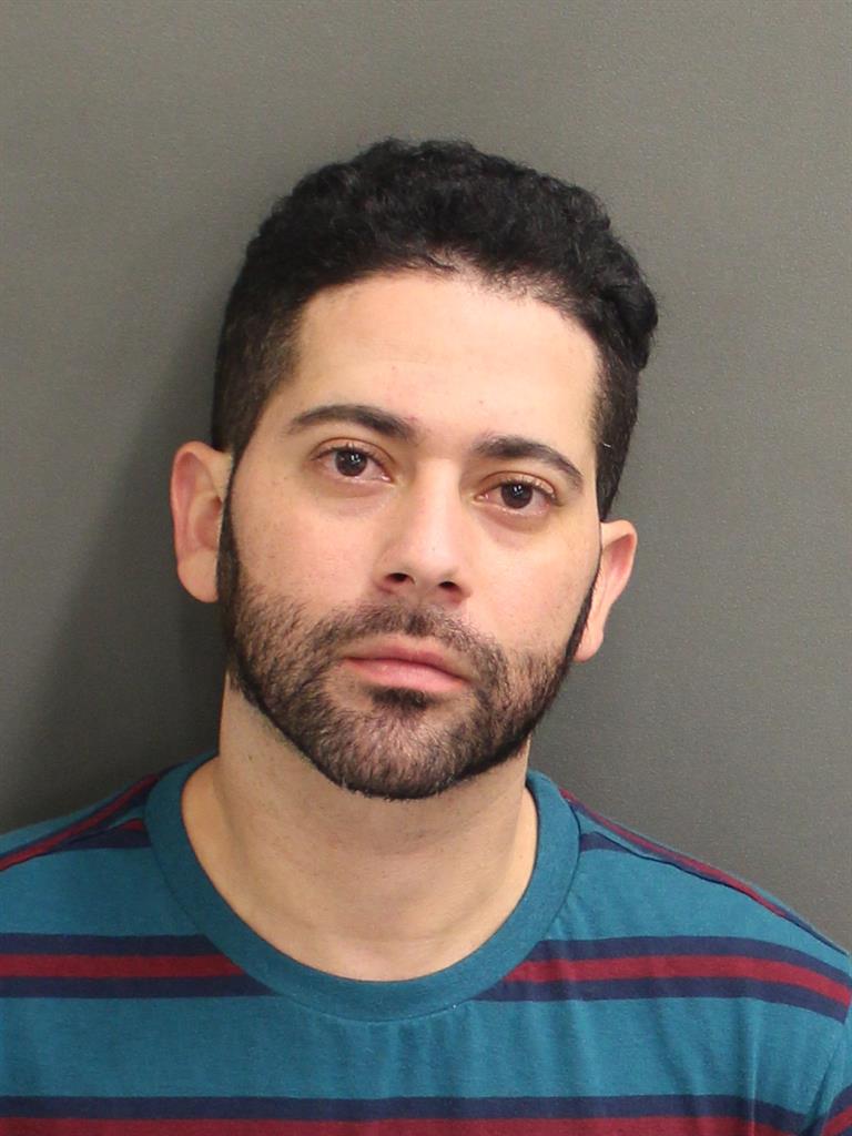  RONI GUZMAN Mugshot / County Arrests / Orange County Arrests