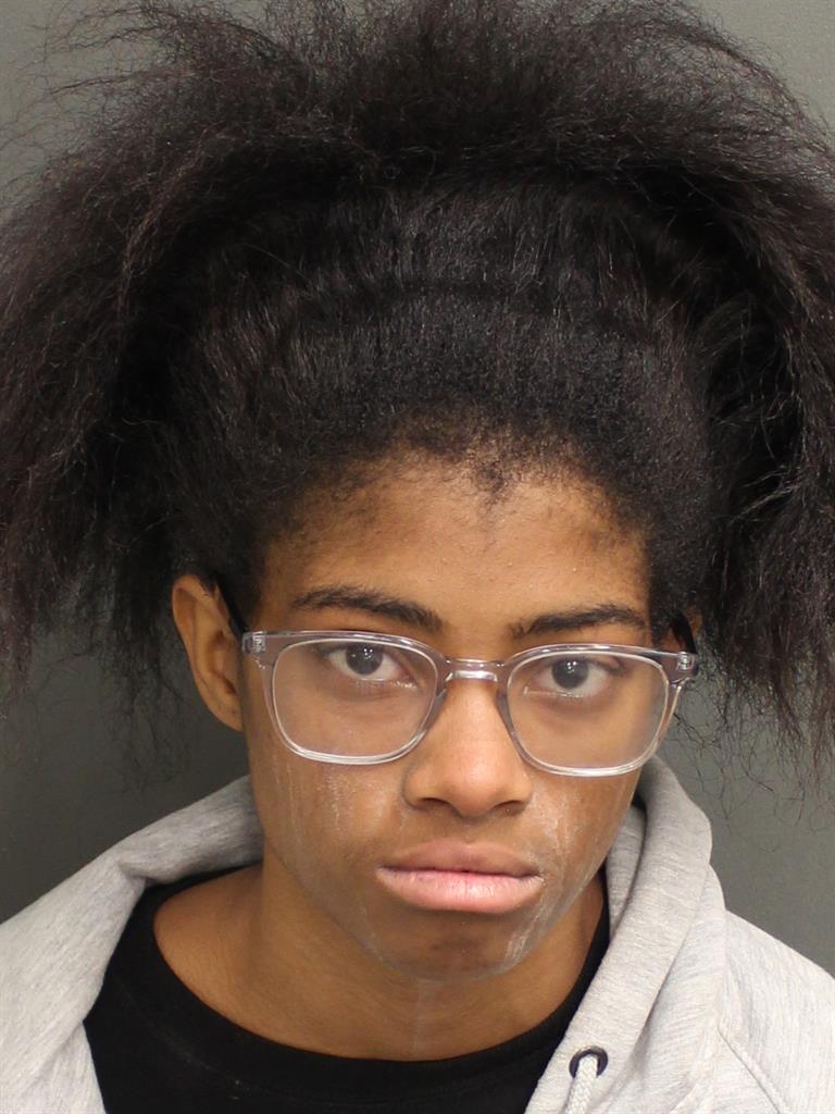  KAMILYN CARLINA DUVAL Photo Image