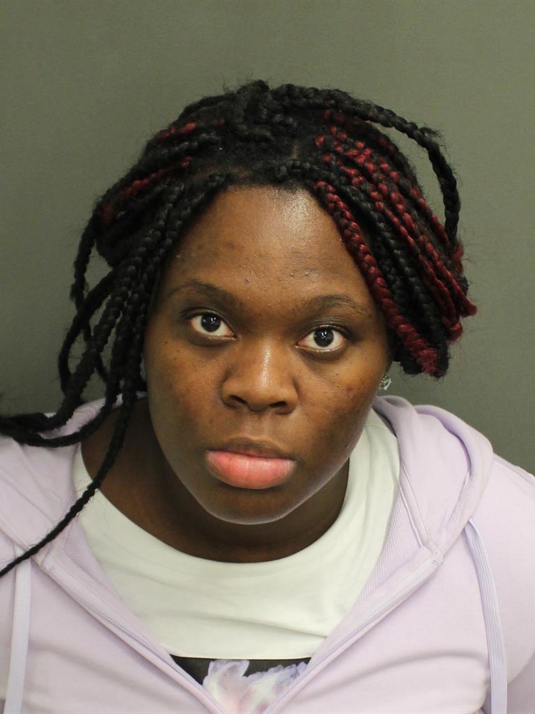  MIKEDA NASHAY YOUNG Photo Image