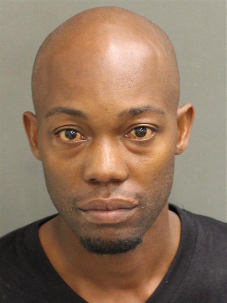  ROBERT KOURTNEY DEES Photo Image