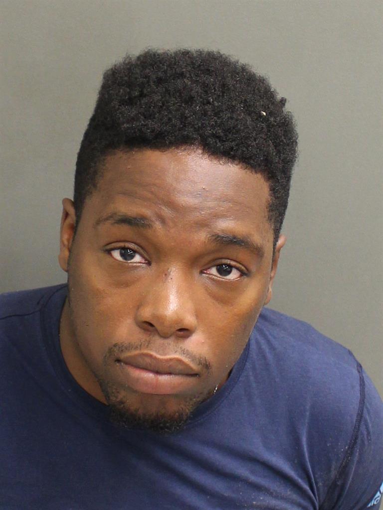  SHAQUJUAN JAMAL ROBERTS Mugshot / County Arrests / Orange County Arrests