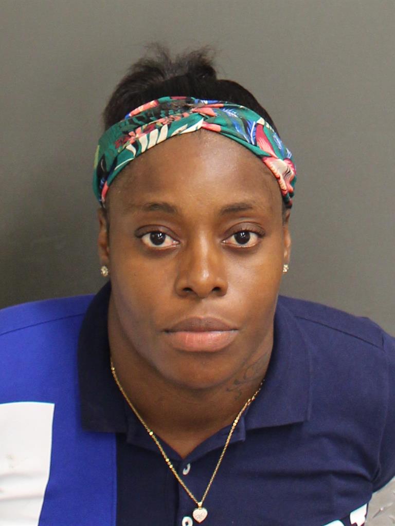  CYNTORIA LAQUAVIOUS WHITE Mugshot / County Arrests / Orange County Arrests