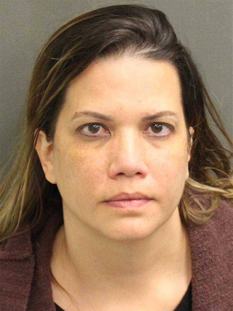  PAULA LESSA Photo Image