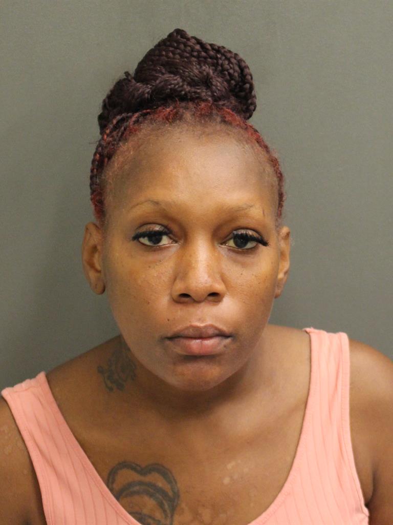  GWENDOLYN SHERRELLEE SOLOMON Mugshot / County Arrests / Orange County Arrests