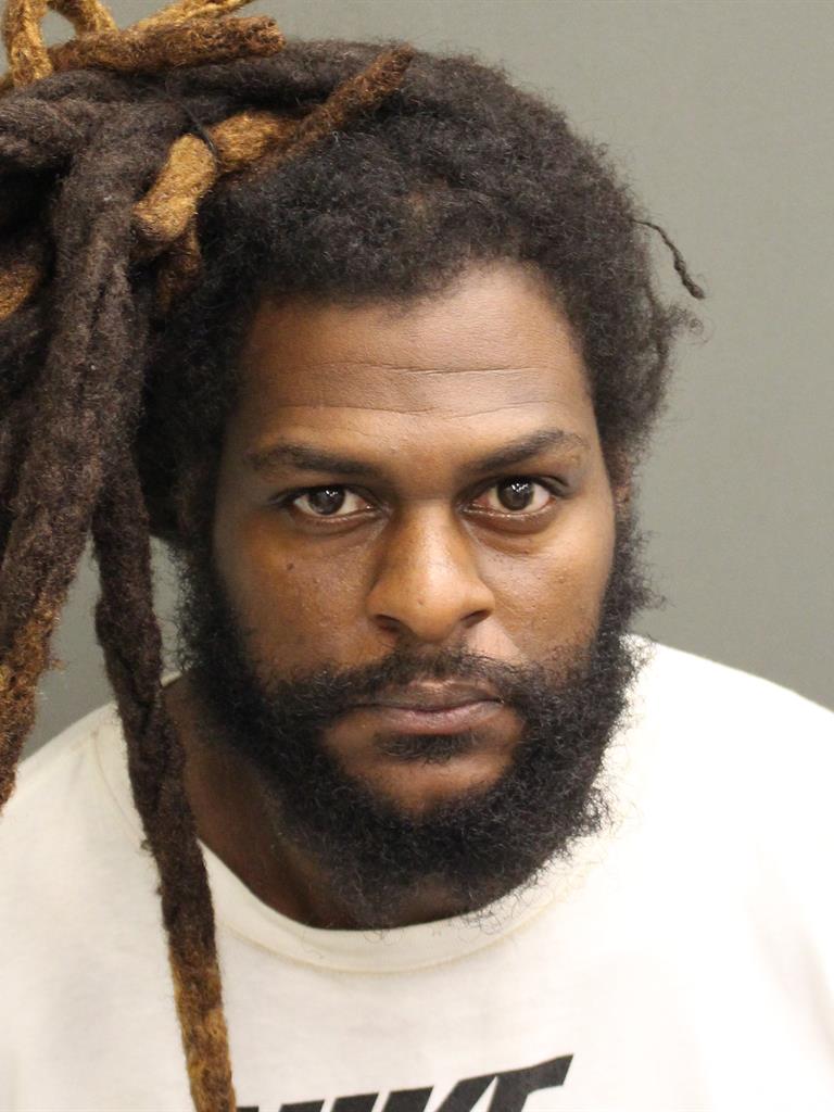 DAMIEN DWIGHT CARR Mugshot / County Arrests / Orange County Arrests