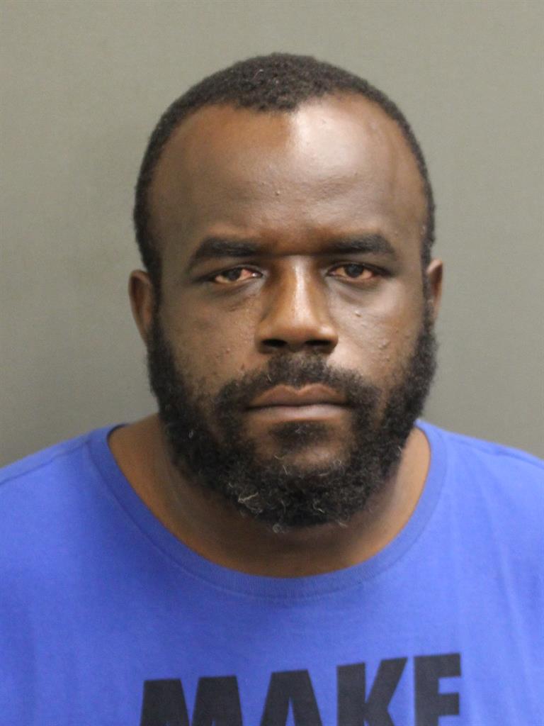  ALHAJI SHAGARI EDWARDS Mugshot / County Arrests / Orange County Arrests