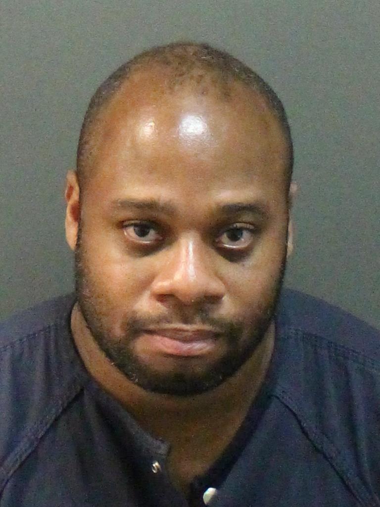  RYAN ANTHONY ROBERTS Mugshot / County Arrests / Orange County Arrests