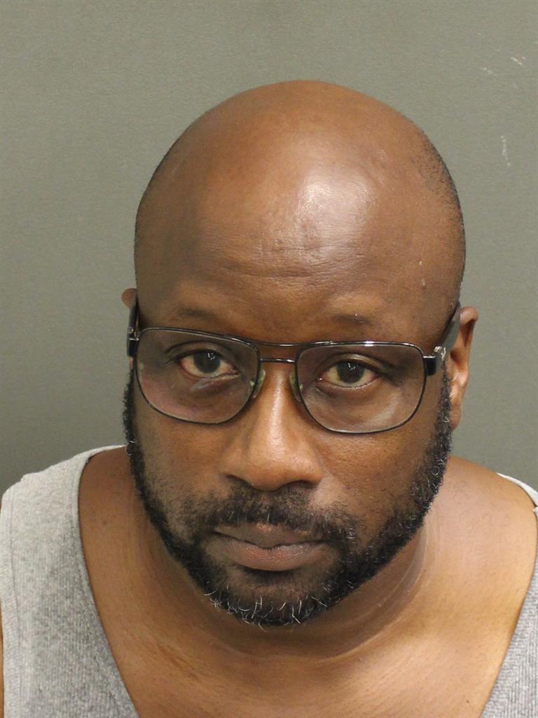  DERRICK LOWE Photo Image