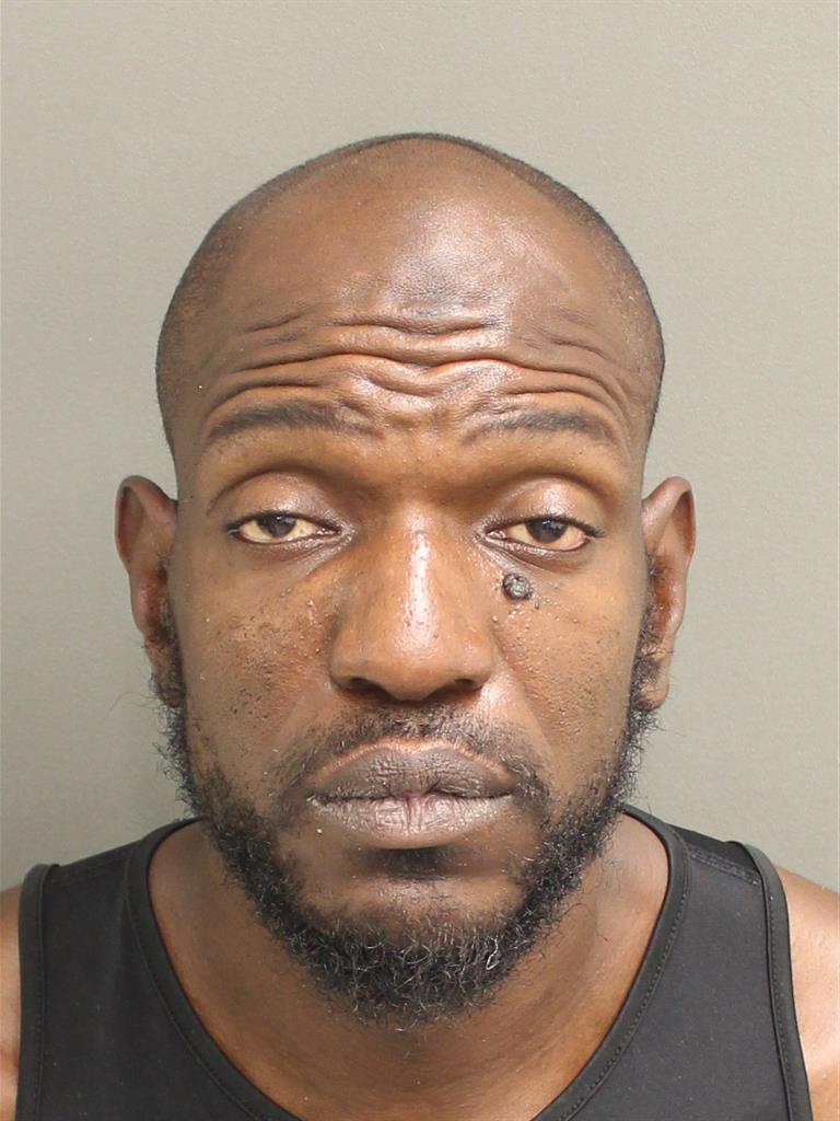  BAKARI XAVIER EDWARDS Mugshot / County Arrests / Orange County Arrests